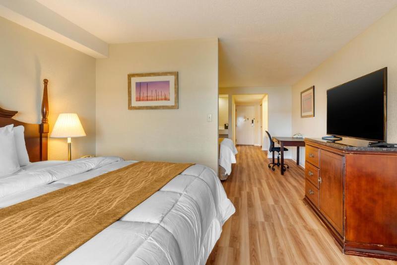 Comfort Inn At Newport Beach Middletown Eksteriør billede